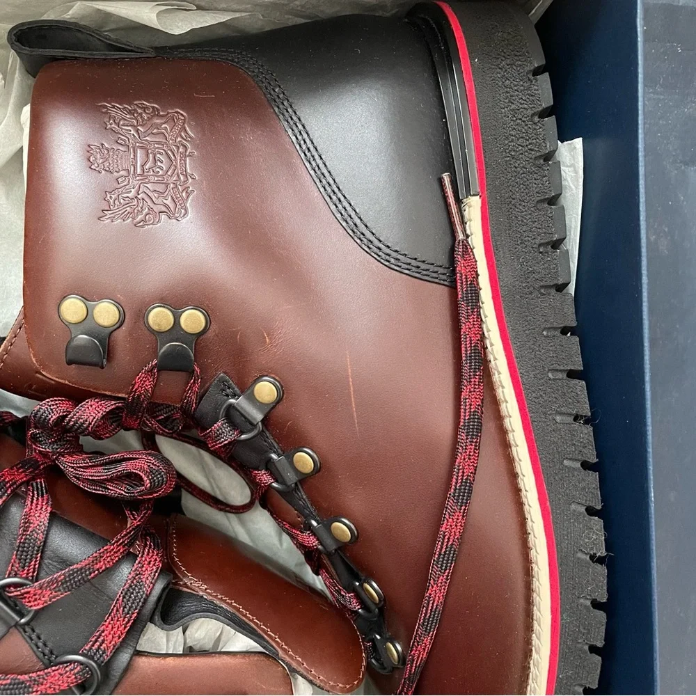 Cole Haan NEW Brown Leather Lugsole Hiking Boots size 8 Outdoor Gorpcore Rugged